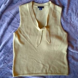 Cashmere sleeveless top